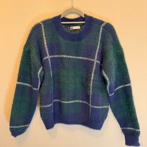 SO Women's Crew Neck Plaid Faux Fur Pullover Sweater Green - Size Large